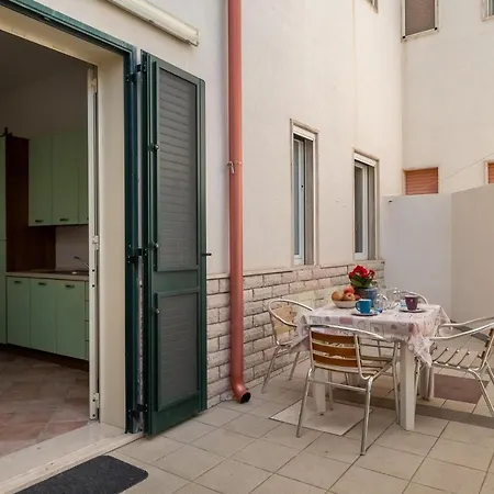 Holiday home Kaloceri *